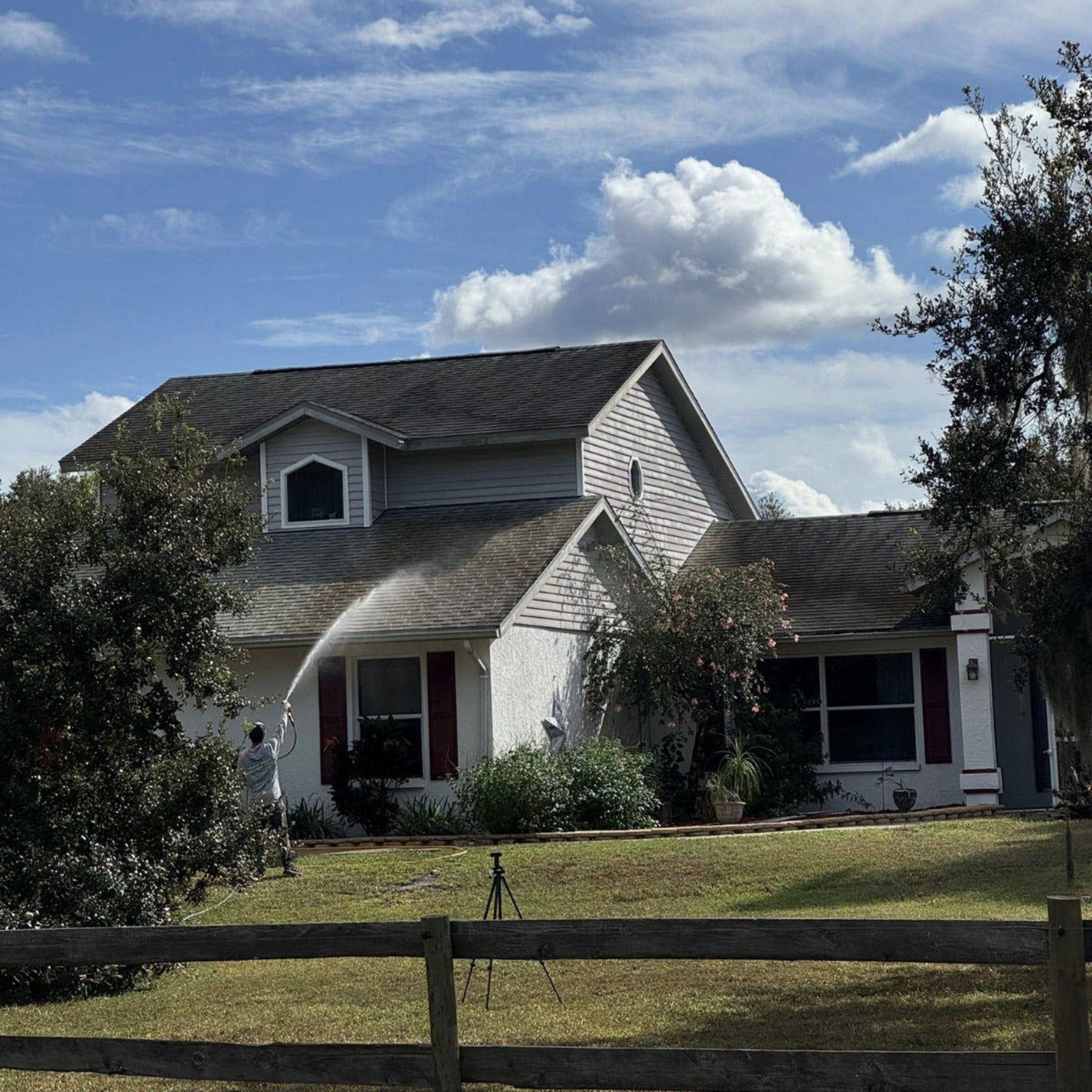 Pressure Washing & Roof Cleaning in Sarasota, FL